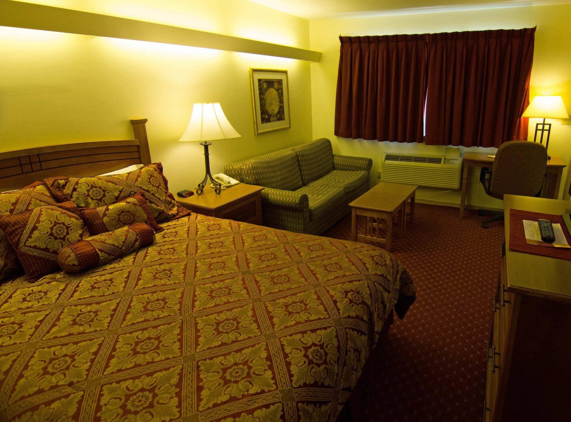 Shepherd Mountain & Hotel